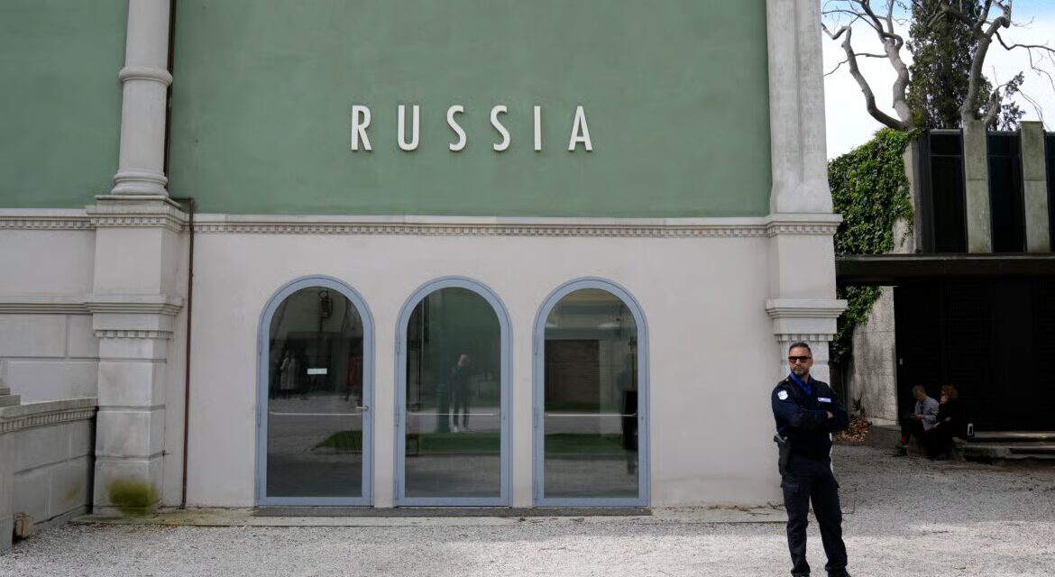 Ritorno della Russia alla Biennale di Venezia, ma il padiglione resta chiuso al pubblico